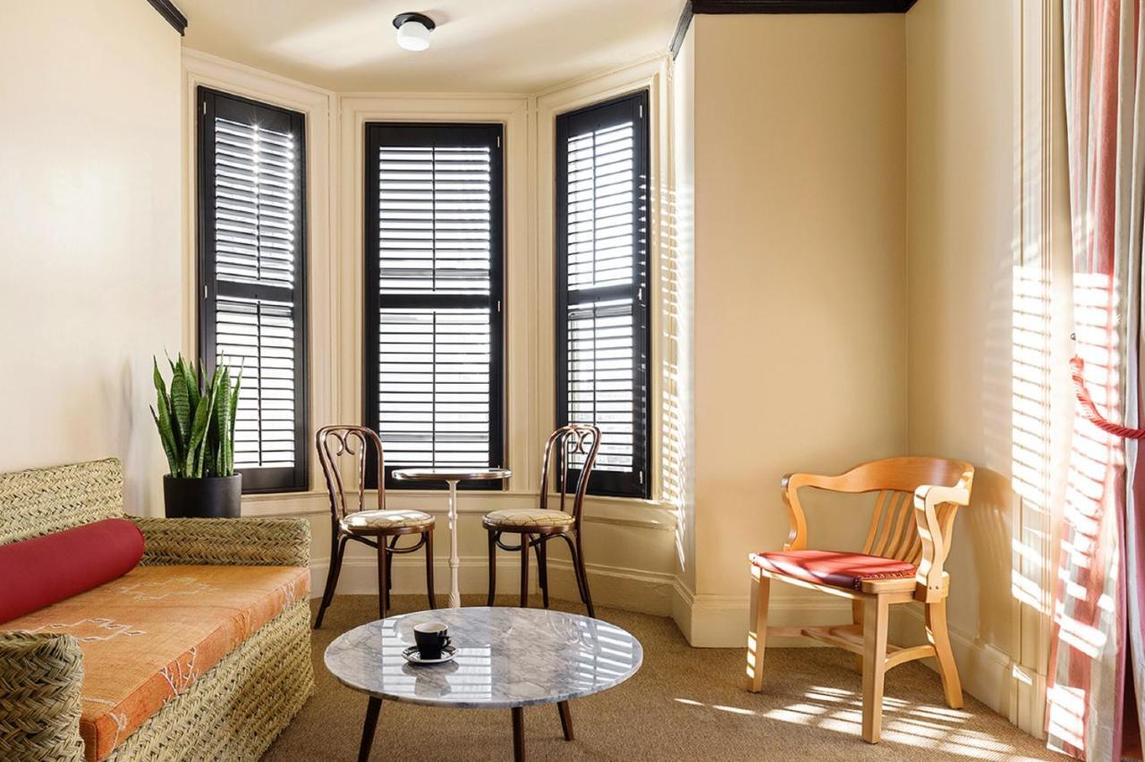 King Suite,925556236:JPEG